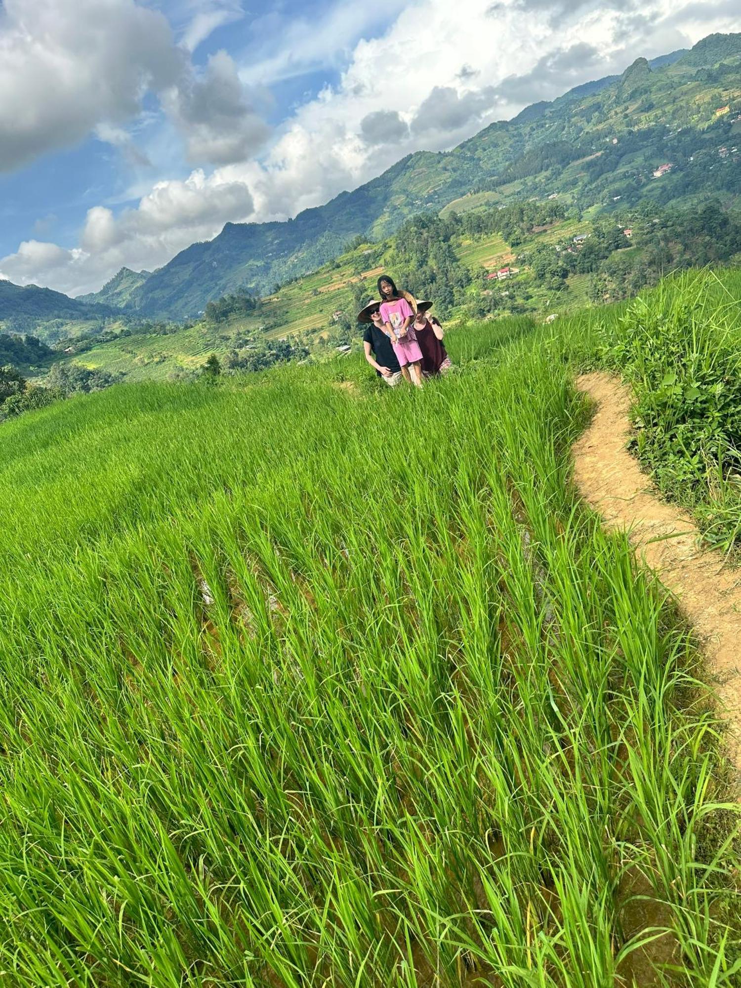 Bac Ha Lodge Retreat ภายนอก รูปภาพ