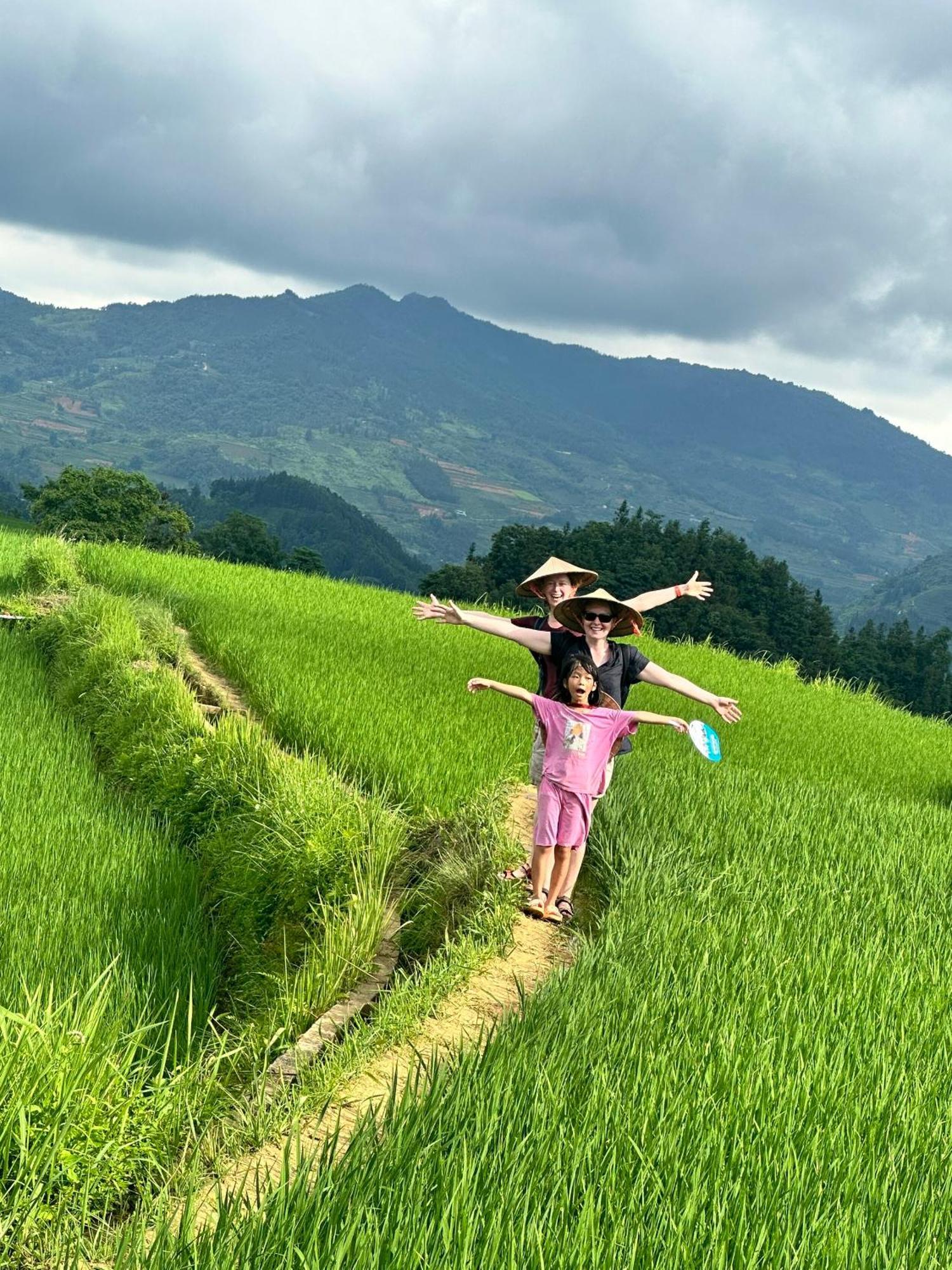 Bac Ha Lodge Retreat ภายนอก รูปภาพ